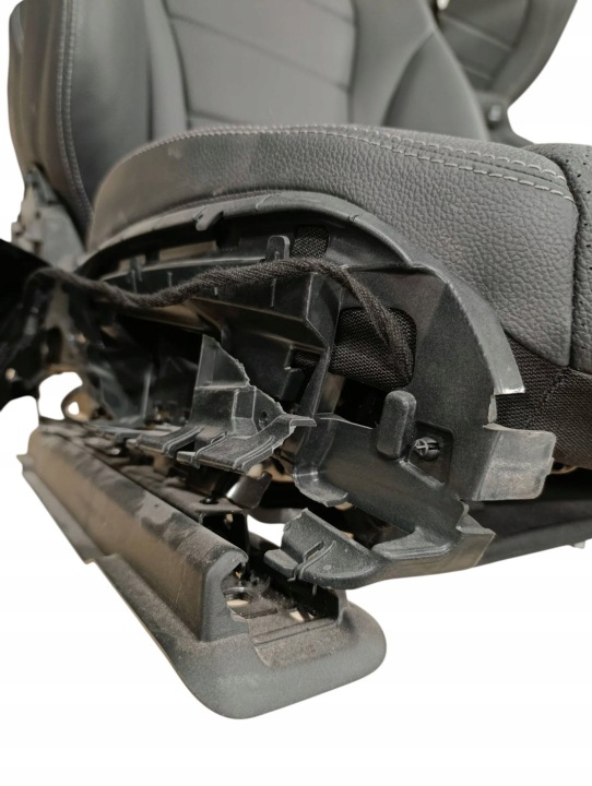 MERCEDES-BENZ GLC C253 2022 ENSEMBLE SIÈGES BANQUETTES ARRIÈRE