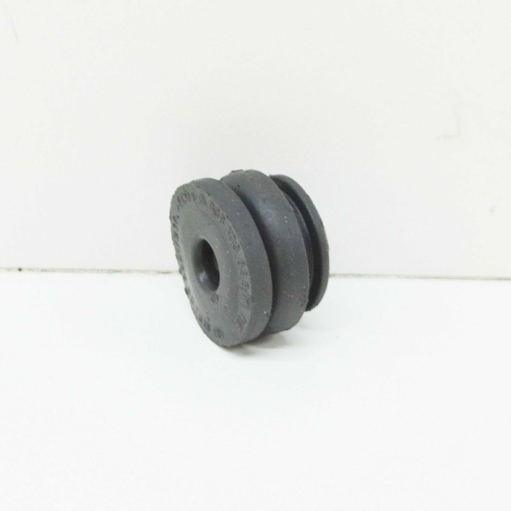 AUDI A3 8P PROTECTION MOTEUR GROMET ORIGINAL