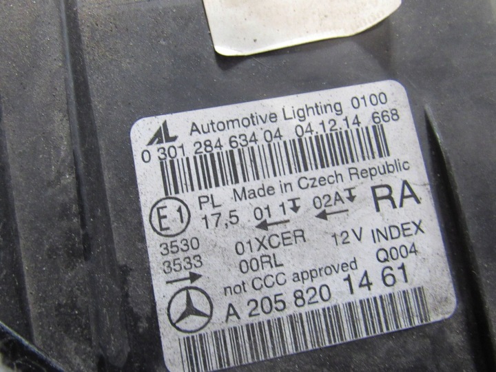 PROJECTEUR MERCEDES-BENZ C W205 A2058201461