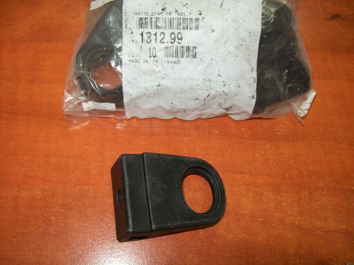 SUPPORT RADIATEUR PEUGEOT 206 307 308 131299 OE