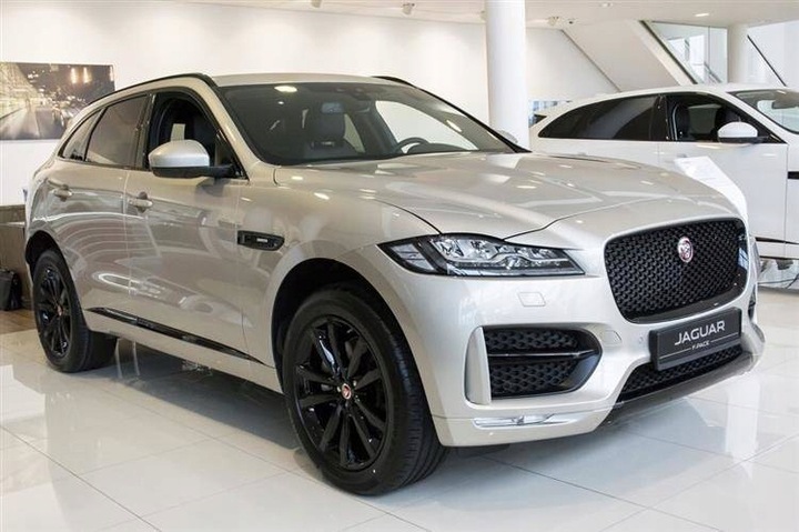 FACING ON BUMPER REAR JAGUAR F-PACE CARBON (CZ photo 5 - milautoparts-fr.ukrlive.com