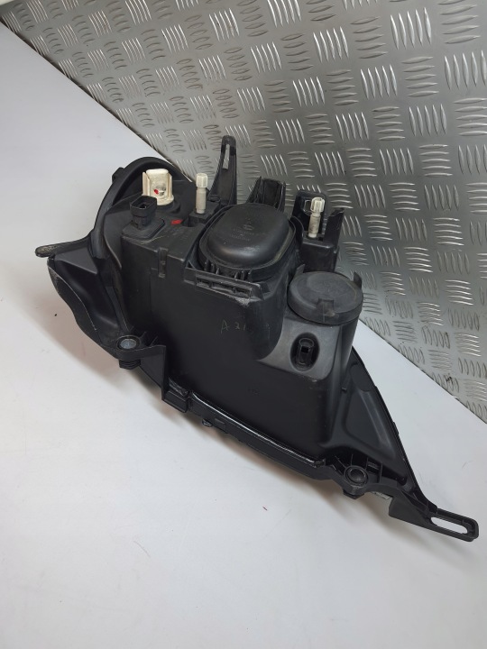PHARE GAUCHE AVANT AVANT PROJECTEUR MERCEDES W163 ML