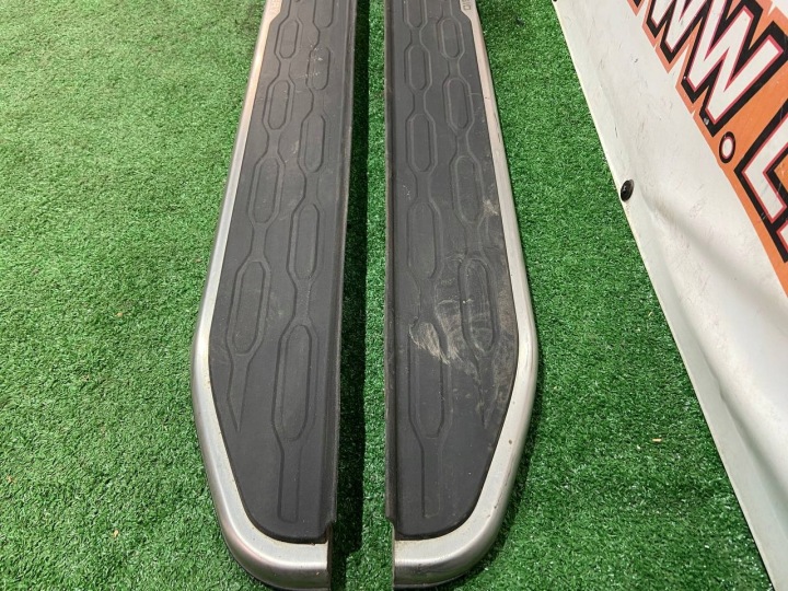 POROGI MARCHES LATÉRAL SPORT L550 FK7M-16B586-BA