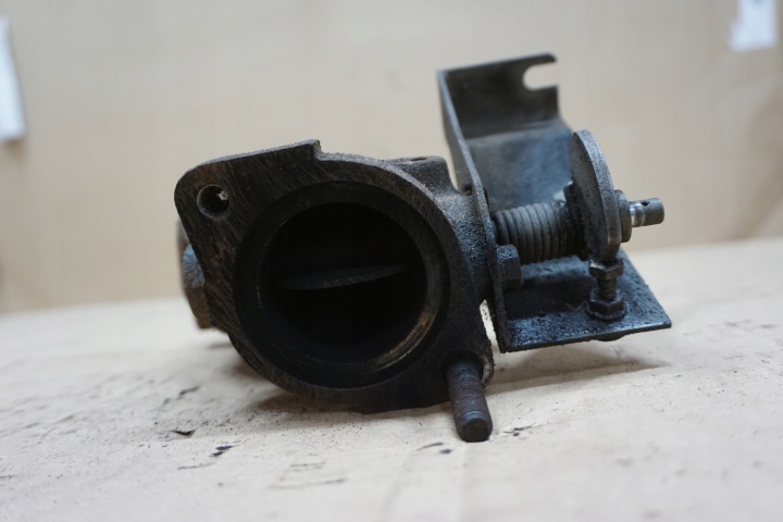 ISUZU TROOPER TUYAU D'ÉCHAPPEMENT COLLECTEUR TURBOCOMPRESSEURS 2,8 TD 84-91R