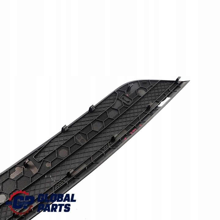 MERCEDES W204 PROTECTION CALANDRE CONSOLES GAUCHE
