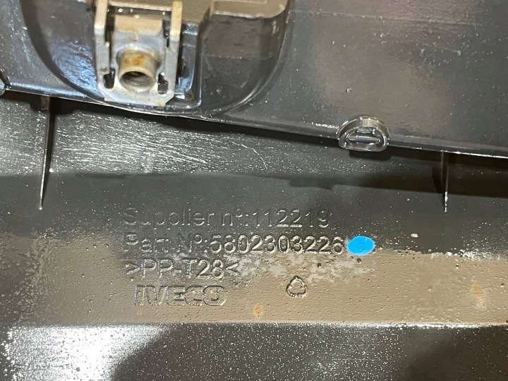IVECO S-WAY SWAY 19- SPOILER MOULURE DOUBLURE PARE-CHOCS AVANT AVANT
