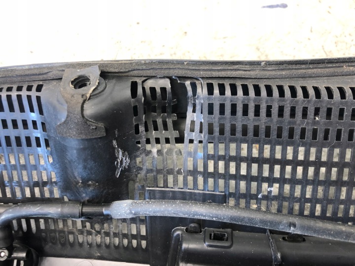DOUBLURE DE PASSAGE DE ROUE OPEL MOKKA 95249628
