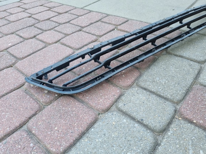 GRILLE PARE-CHOCS DS73-17B968-K FORD MONDEO MK5