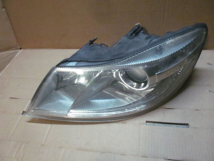 SKODA OCTAVIA LIFT 08-13 PROJECTEUR PHARE GAUCHE AVANT AVANT GAUCHE C503
