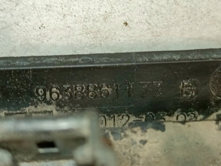 CACHE MICROCONTACT COUVERCLES DE COFFRE ARRIÈRE CITROEN C3 I 9638861177