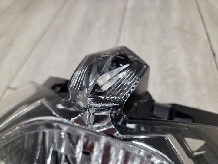 YAMAHA XJ6 FZ8 PHARE OEM ORIGINAL AVANT AVANT FAZER XJ6N FZ8N