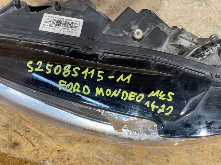 FORD MONDEO MK5 V 14-19 PHARE GAUCHE AVANT AVANT