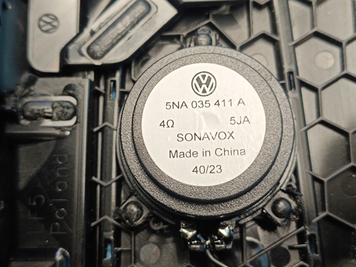 VW PASSAT B9 VARIANT 2.0 TDI 110KW 2024R COLLECTEUR PORTES GAUCHE ARRIÈRE 3J0867211N