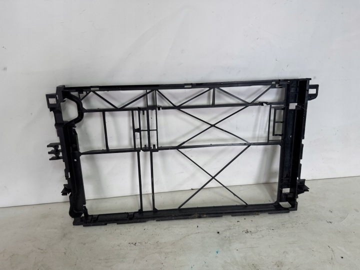 MERCEDES VITO W447 CHÂSSIS PROTECTION CHÂSSIS CHÂSSIS RADIATEUR A4475050041
