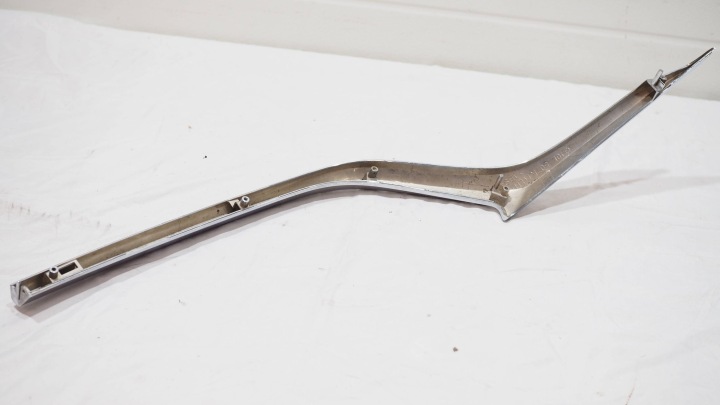 MAZDA 6 GJ LIFT 15-18R MOULURE CALANDRE CHROME GAUCHE AVANT G46L-507K1