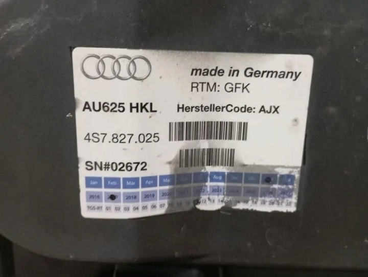 AUDI R8 4S AWD COUVERCLES DE COFFRE COUVERCLES DE COFFRE 4S7827029 ARRIÈRE COUVERCLES DE COFFRE SEULEMENT SPYDER