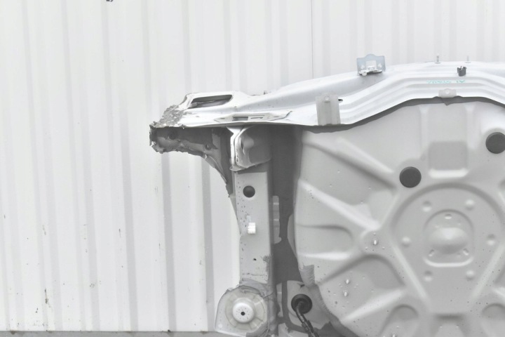 PANNEAU ARRIÈRE BAIGNOIRE PLANCHER 58311-0D310 58307-K0051 TOYOTA YARIS IV P21 2020-