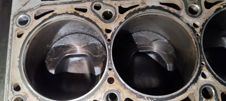 BLOC BAS MOTEUR BLR SKODA OCTAVIA II 2,0 FSI
