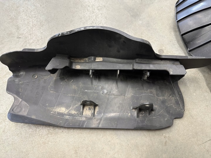 PROTECTION BRAS DE SUSPENSION GAUCHE DROIT ARRIÈRE Q5 80A LIFT PARFAITE 80A505416C 80A505415C