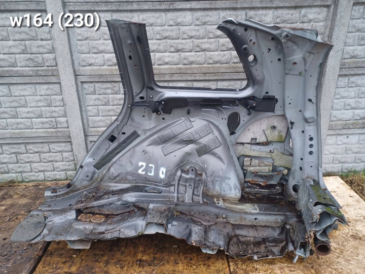 MERCEDES ML GL W164 164 QUART AILE DROITE DROIT ARRIÈRE ARRIÈRE 1646110014
