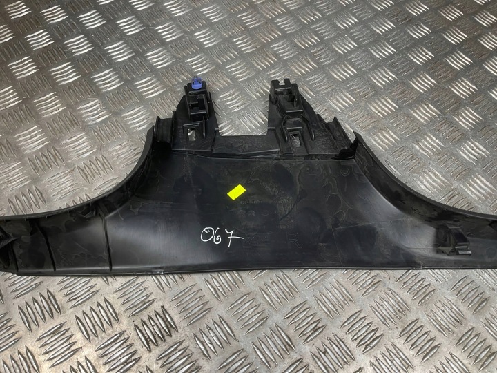 REVÊTEMENT SEUIL PORTES AVANT DROITE CÔTÉ PEUGEOT 3008 II 9824062277