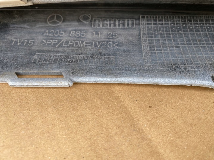 PARE-CHOCS AVANT MERCEDES W205 205 63 6.3 AMG NON KLEJONY