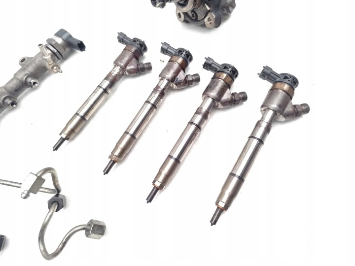 HYUNDAI I40 KIT SYSTÈMES BUSES D'INJECTION CARBURANTS 2015 ESTATE 4/5DR 33100-2A600