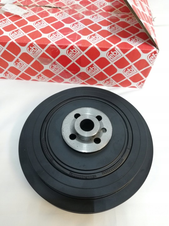 KOLO POULIE ARBRE VW T4 90- 2,4/2,5