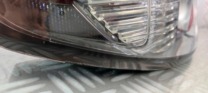 FK72-13405-CG PHARE GAUCHE GAUCHE ARRIÈRE ARRIÈRE LAND ROVER DISCOVERY SPORT L550 EUROPE