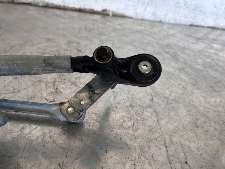 MÉCANISME ESSUIE-GLACES AVEC MOTEUR BMW X5M E70 7200535