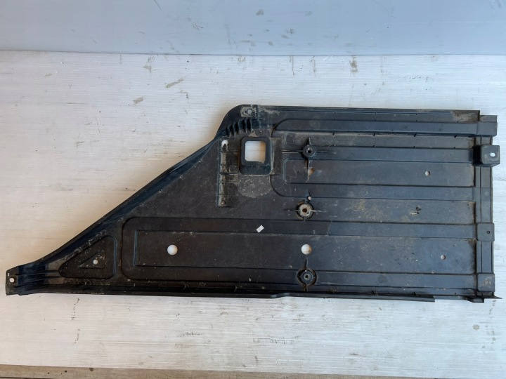 HYUNDAI I40 PLAQUE PROTECTION CHÂSSIS DROIT ARRIÈRE ARRIÈRE 84138-3Z500