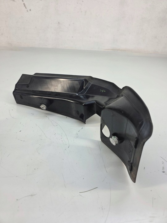 BMW X7 G07 2021 ARRIÈRE CÔTÉ DROITE MOULURE SOUS LAMPE ARRIÈRE