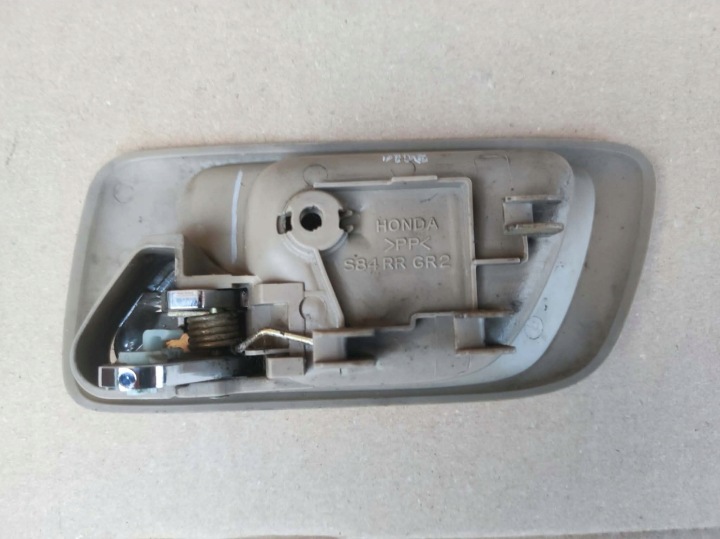 POIGNÉE INTÉRIEURE HONDA ACCORD VI 98-02 BERLINE USA BEIGE OEM