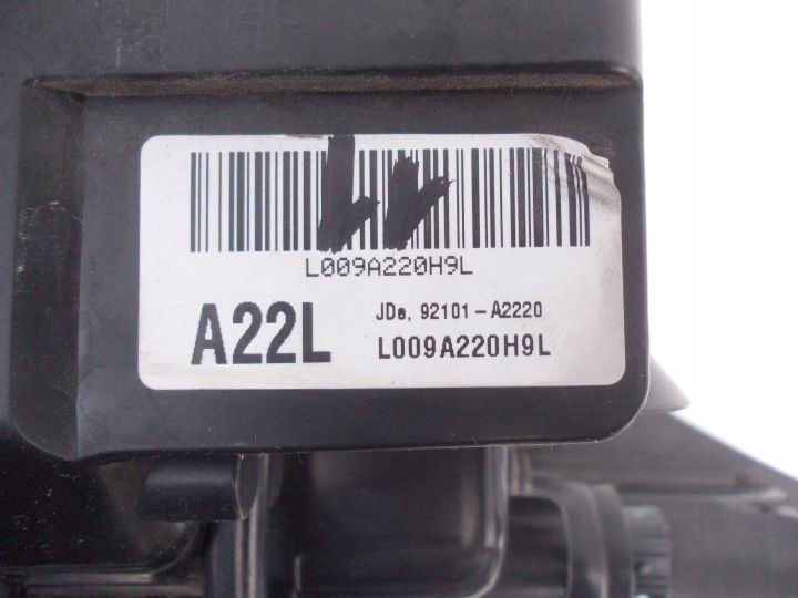 PROJECTEUR AVANT CÔTÉ GAUCHE KIA CEED II 2 92101A2220