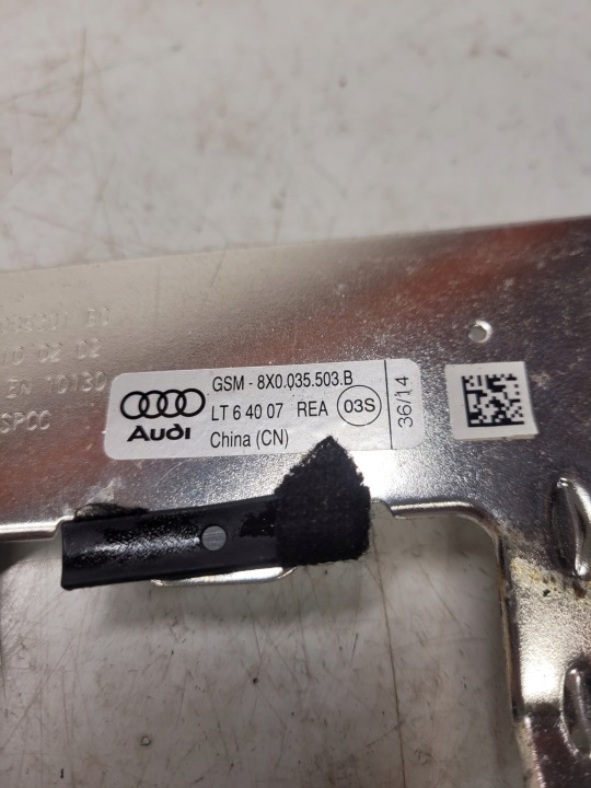 AMPLIFICATEUR ANTENNES GPS AUDI A1 8X0035503B