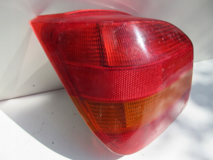 PHARE ARRIÈRE GAUCHE FORD FIESTA MK3 III 89FG13A603