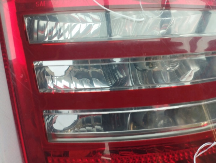CHRYSLER 300 300C 2005 GAUCHE CÔTÉ PHARE ARRIÈRE