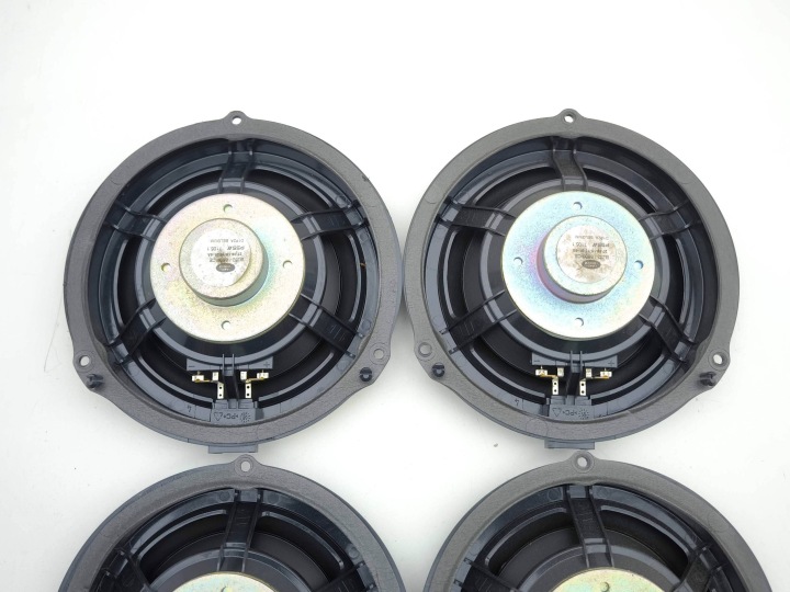 LAND ROVER DISCOVERY SPORT 2015 KIT AUDIO