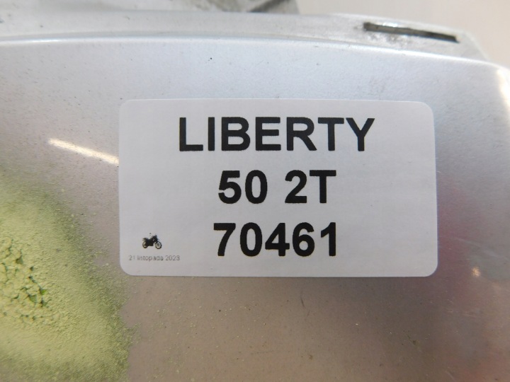 PIAGGIO LIBERTY 50 2T CALOTTE CASQUETTE AVANT CLIGNOTANTS