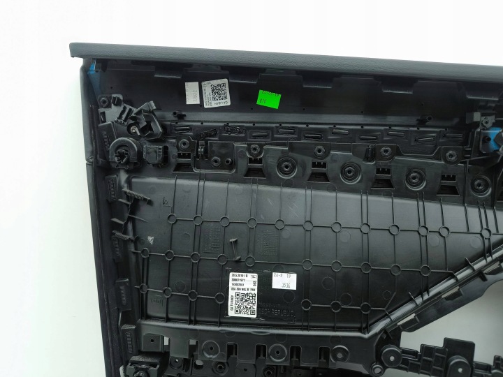 AUDI Q3 F3 2019 COLLECTEUR PORTES AVANT 156183071