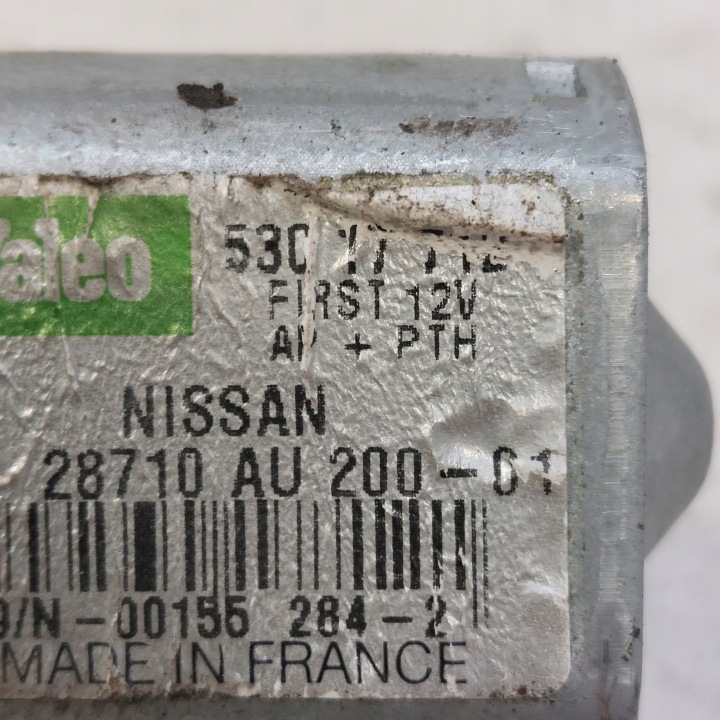 NISSAN PRIMERA P12 PETIT MOTEUR ESSUIE-GLACES ARRIÈRE