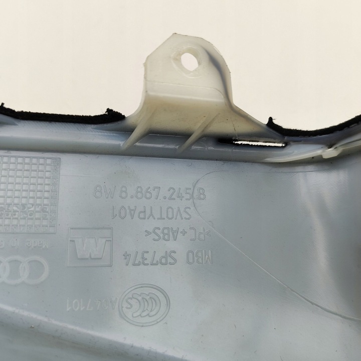 AUDI A5 8W8867245B GAUCHE CÔTÉ PROTECTION SUPÉRIEURE MONTANTS D