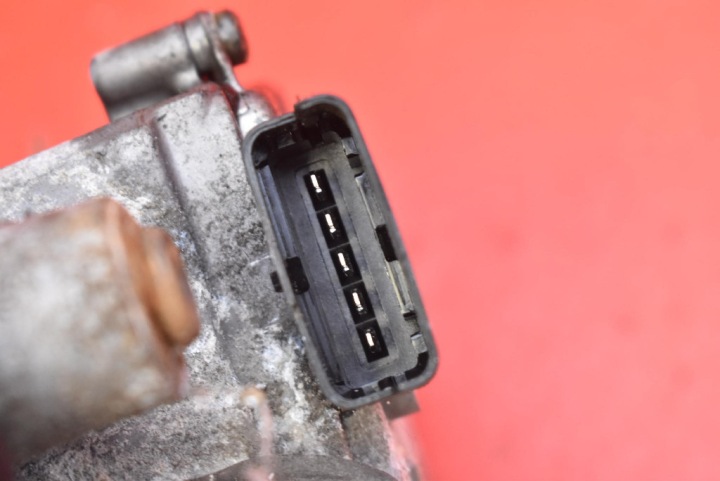 PETIT MOTEUR ESSUIE-GLACES DROIT AVANT EUROPE 9682761480 CITROEN C5 II X7 III 08-17