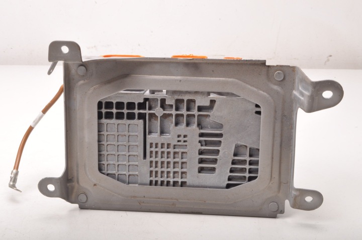 MERCEDES EQB X243 CONVERTISSEUR FALOWNIK 23R A0009008142