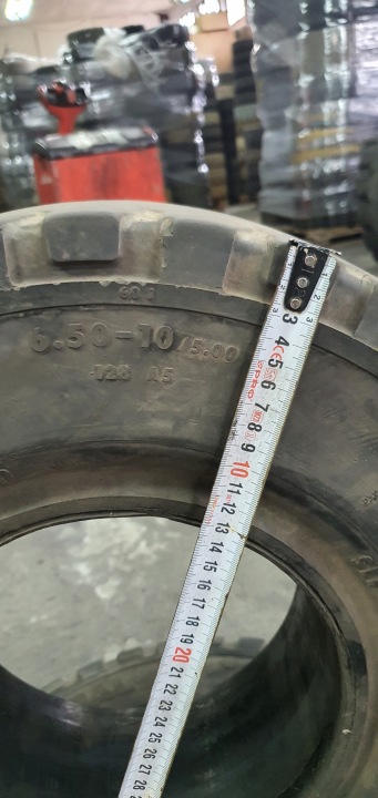 PNEU PELNA 6.50-10 CONTINENTAL VERS CHARIOTS PNEUS