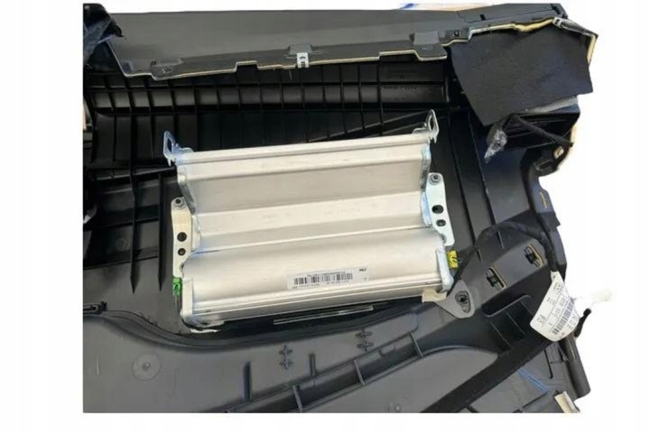 TABLEAU DE BORD COCKPIT MERCEDES-BENZ R (W251, V251) A2516800987 3.0L