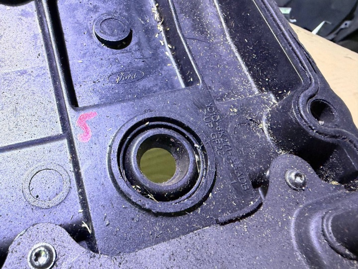 COUVERCLE DE SOUPAPES FORD TRANSIT MK6 00-06 2.4 TDDI YC1Q-6K271