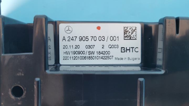 MERCEDES EQA 250 21R PANNEAU CONDUIT D'AIR CLIMATISATION A2479057003