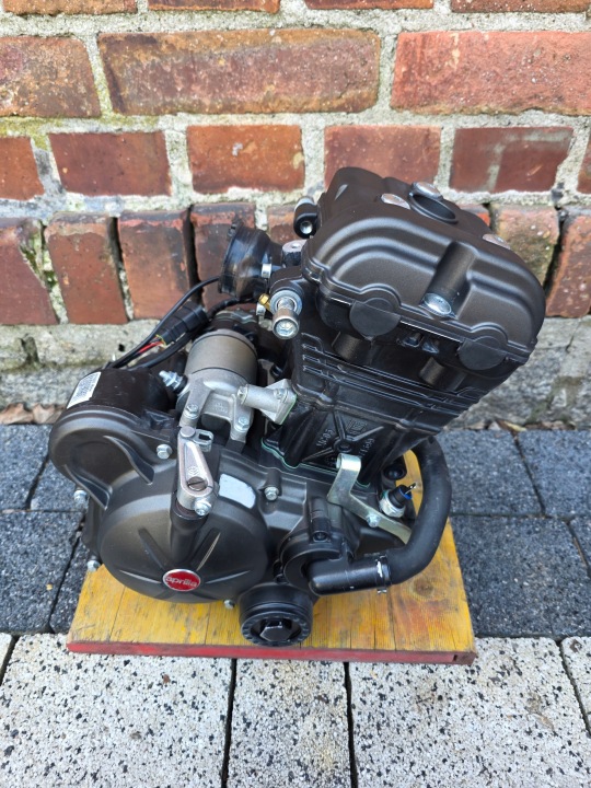 APRILIA RS 125 SX 125 TUONO 125 MOTEUR COMPLET 7900KM