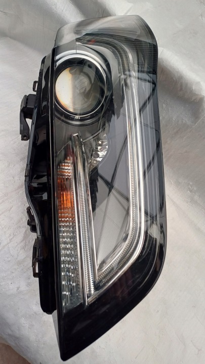 PHARE GAUCHE AUDI A4 B8 LIFT XÉNON LED ROTATIF 8K0941031C ORIGINE EUROPE EN BON ÉTAT